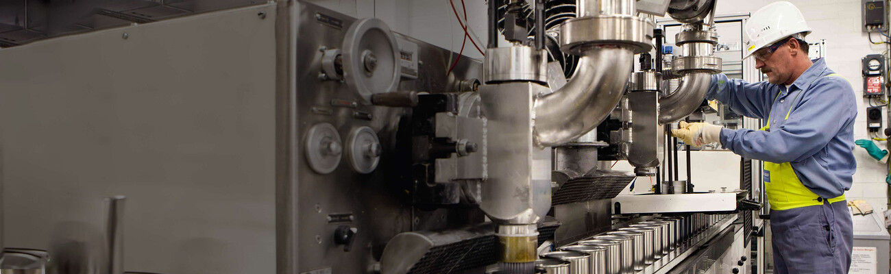 Prepoznatljiva boja – kako postići uštede uz KAESER.