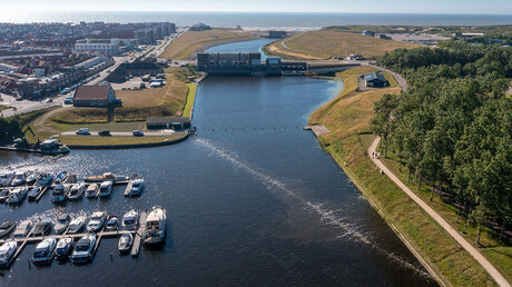 Barijera od zračnih mjehurića tvrtke The Great Bubble Barrier u nizozemskom Katwijku.