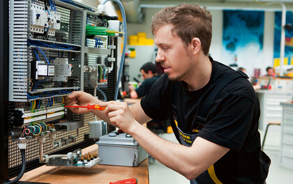 Izobrazba za industrijskog električara