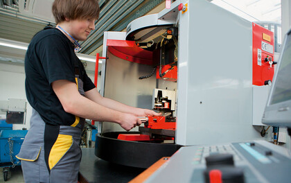 Izobrazba za operatera strojeva i postrojenja